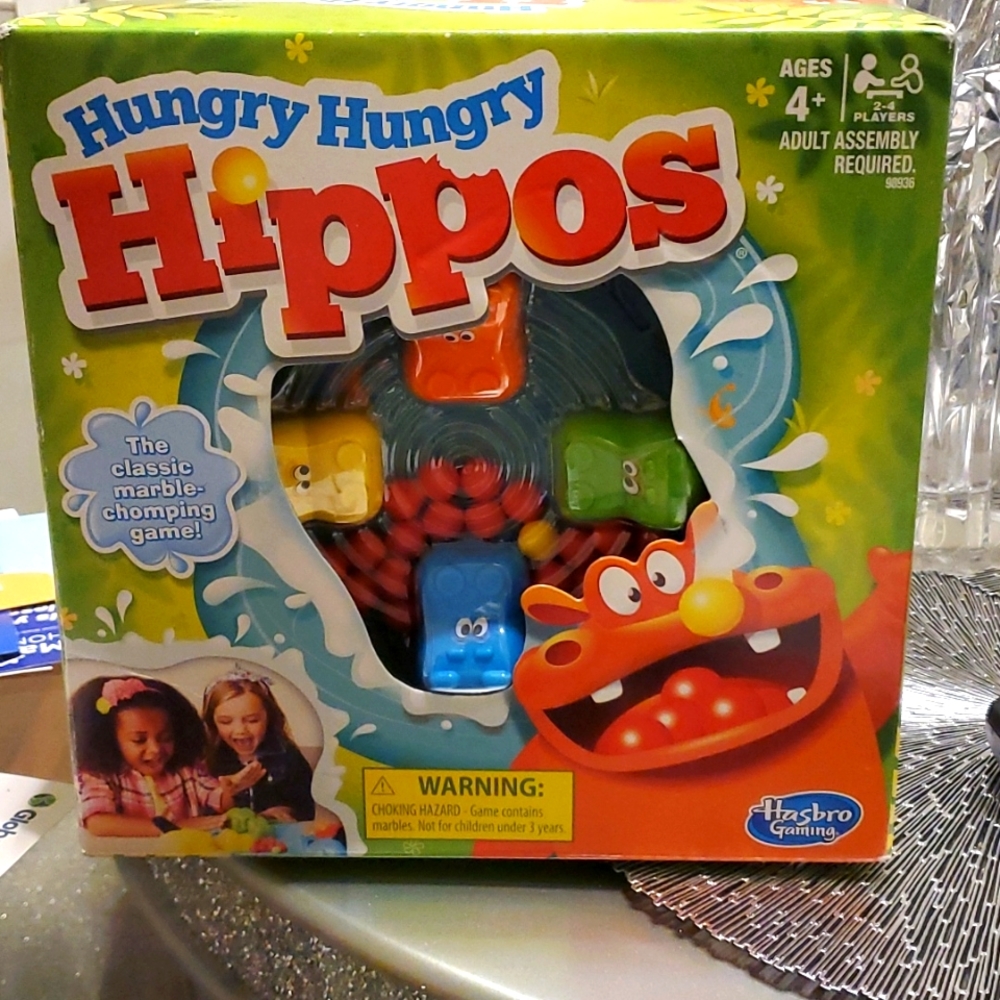 HUNGRY HUNGRY HIPPOS